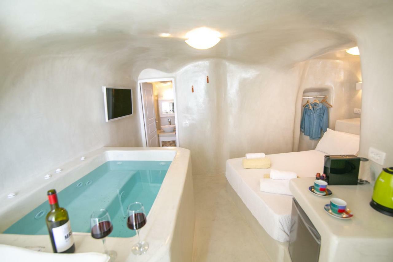 Vila White Cave House Oía Exteriér fotografie