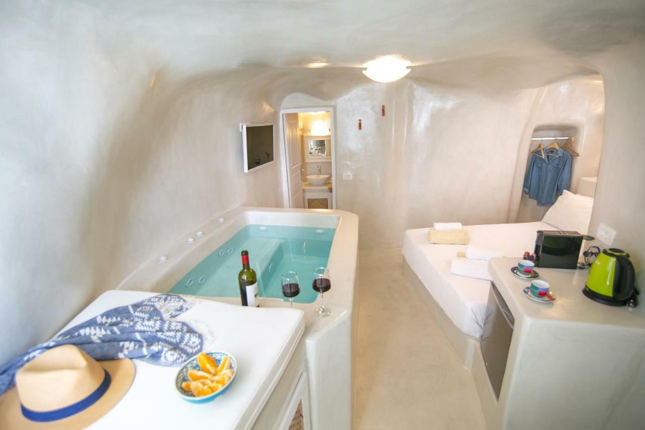 Vila White Cave House Oía Exteriér fotografie